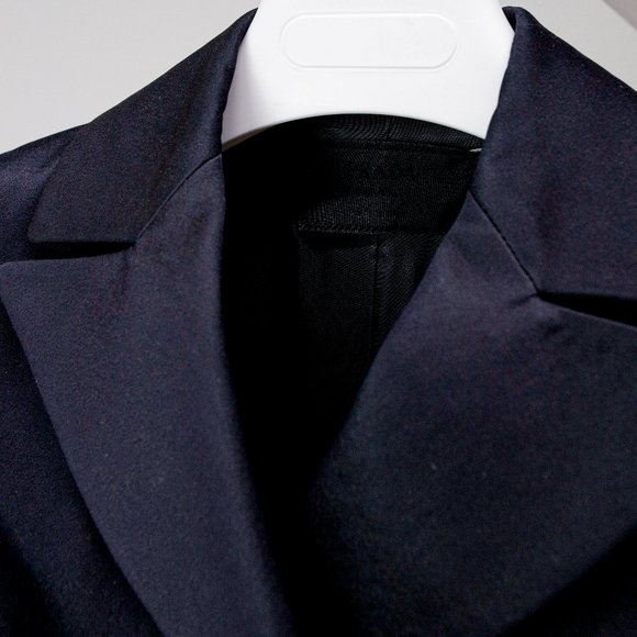 Prada Black Double-Breasted Blazer - Picture 3 of 14